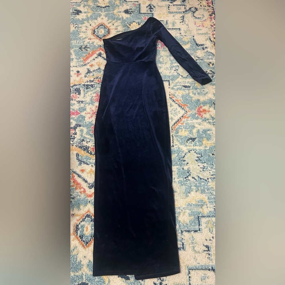 Windsor Navy Blue Velvet One-Sleeve Formal Dress - Size Small - Picture 7 of 9